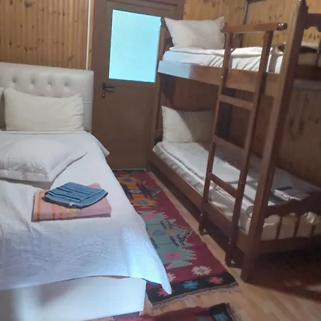 Hamiti Llogara Vendégház Dukat