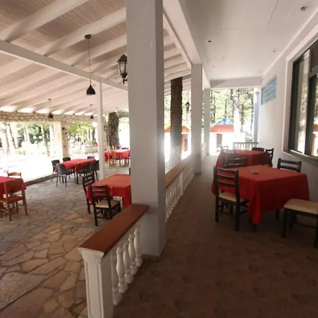 Hamiti Llogara Casa de hóspedes 3*