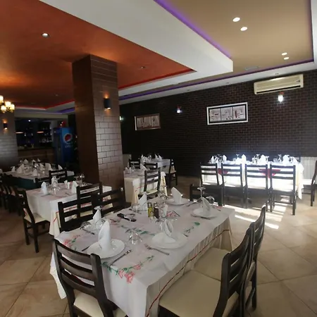 Hamiti Llogara Hotel Dukat